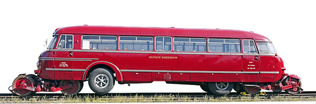 Ile litrów ma zbiornik paliwa w Volvo C30?