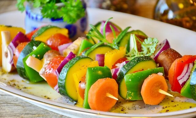 Czy rozrusznik może rozładowywać akumulator na postoju?