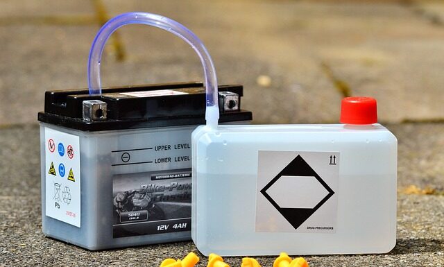 Po czym poznać że akumulator jest naładowany?